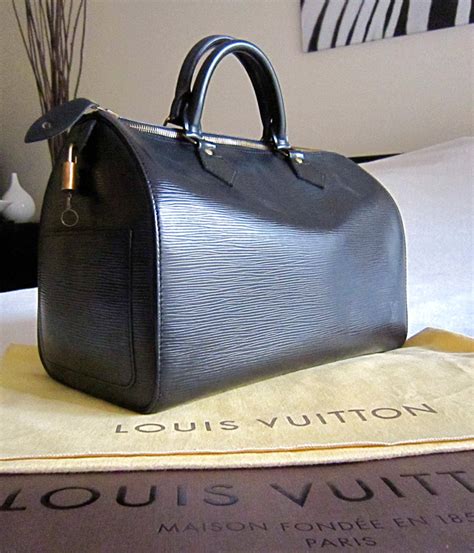 Louis Vuitton Speedy 30 Epi Leather Black – Queen Station